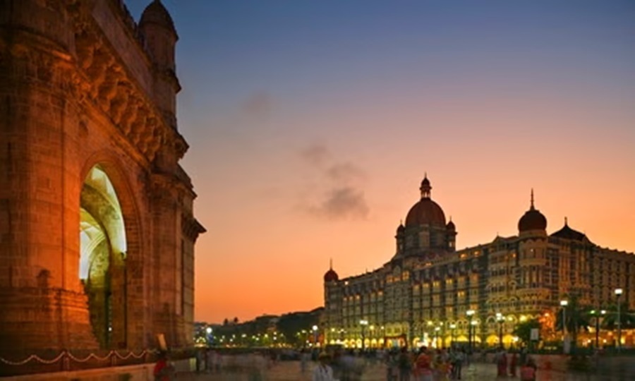 Colaba Mumbai Guide: Explore South Mumbai’s Iconic Charm & Tips!