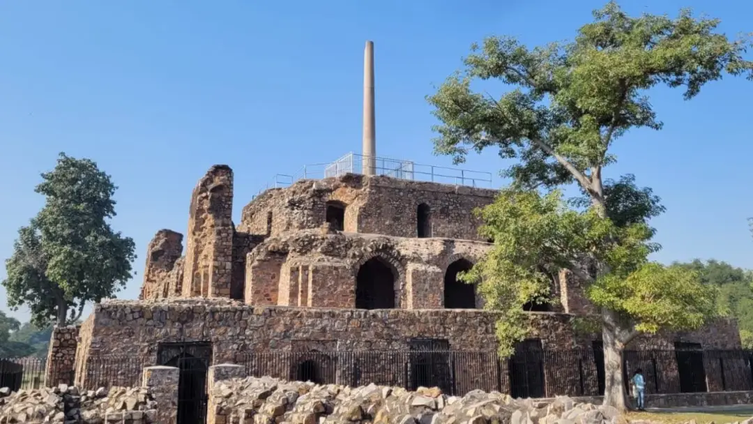 Feroz Shah Kotla Fort: Delhi’s Haunted Gem & Hidden History Site!