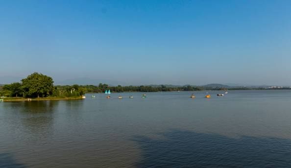 A Local’s Guide to Exploring Chandigarh on a Rental Bike Tour