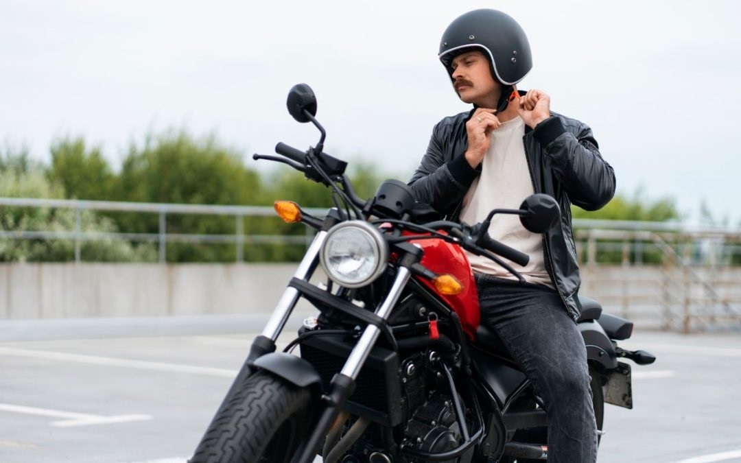 Delhi Motorcycle Rental Guide: Safe Tips for New Riders